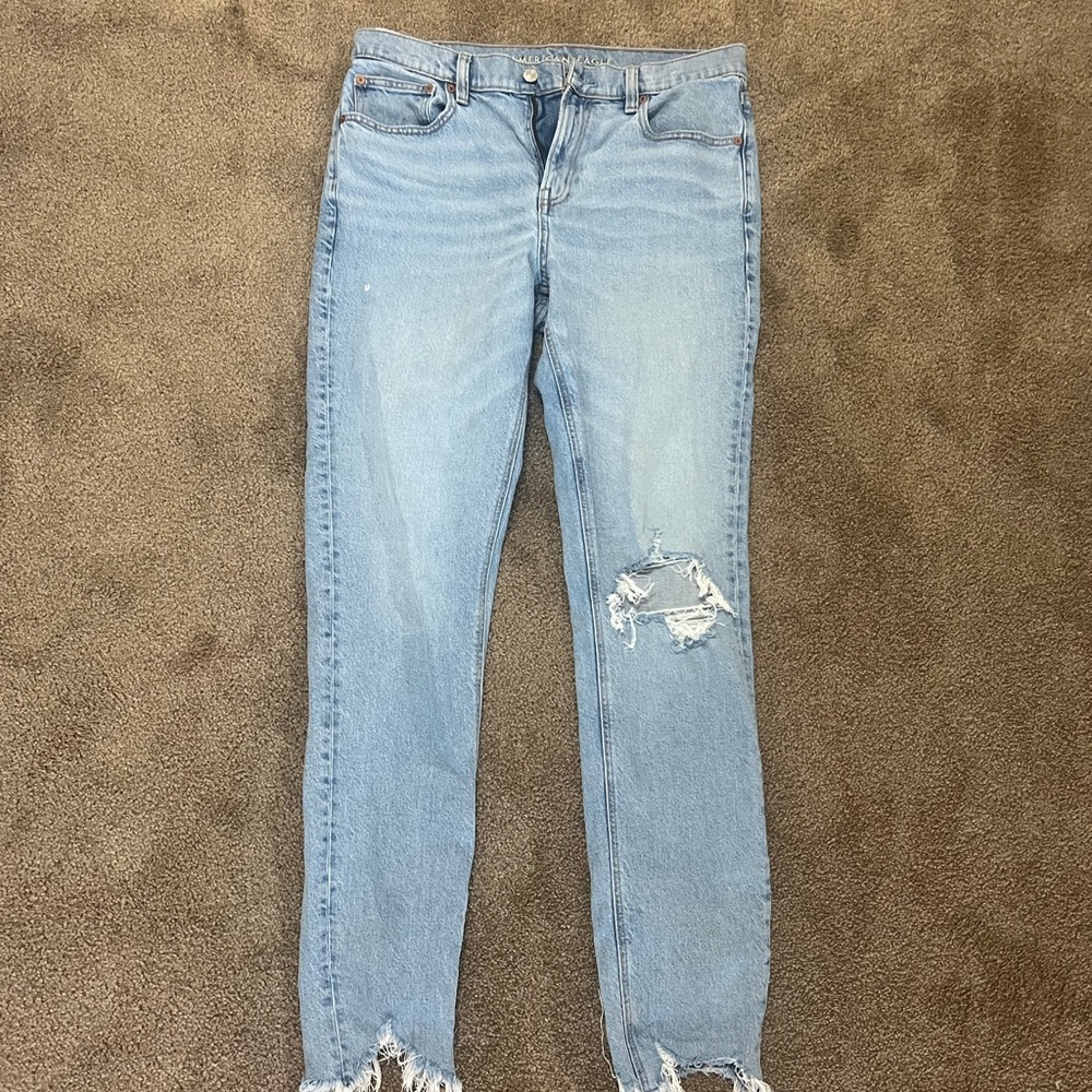 American Eagle Outfitters Light Blue Ripped Straight Leg Jeans